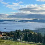 Castiglione D'Orcia Apartamento *